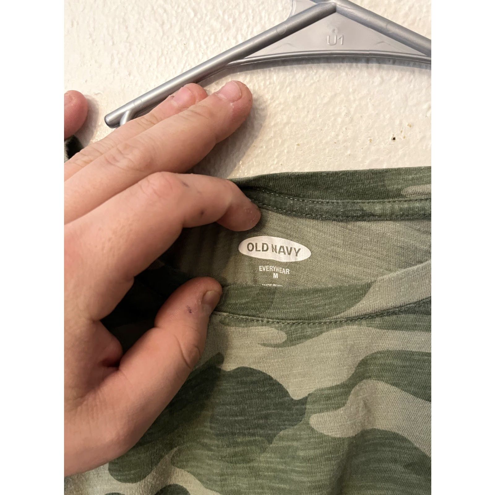 Old Navy Old Navy Shirt Womens Green Camo 100% Cotton Round Neck Short Sleeve M Size M / US 6-8 / IT 42-44 - 2 Thumbnail