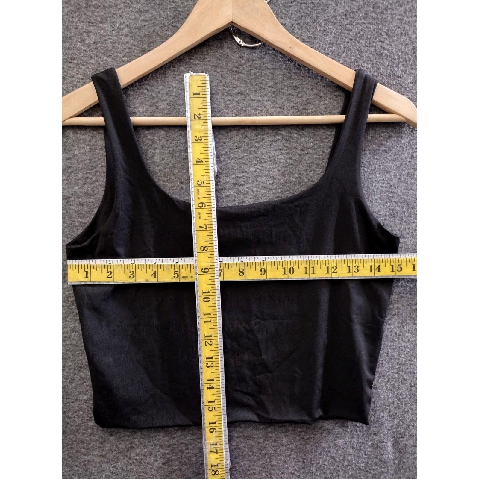 Vintage Cropped Tank Top Black Women's L Tank Cropped Sleeveless Strappy Strap Round Neck Casual All Seasons Breathable Stretch Polyester Spandex Size L / US 10 / IT 46 - 4 Thumbnail