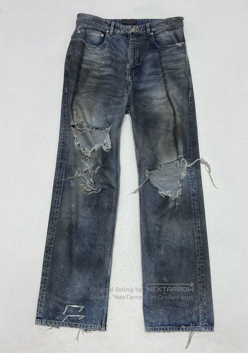 Balenciaga Balenciaga size M Mud-Dyed Destroyed Denim Jeans Size US 27 - 1 Thumbnail