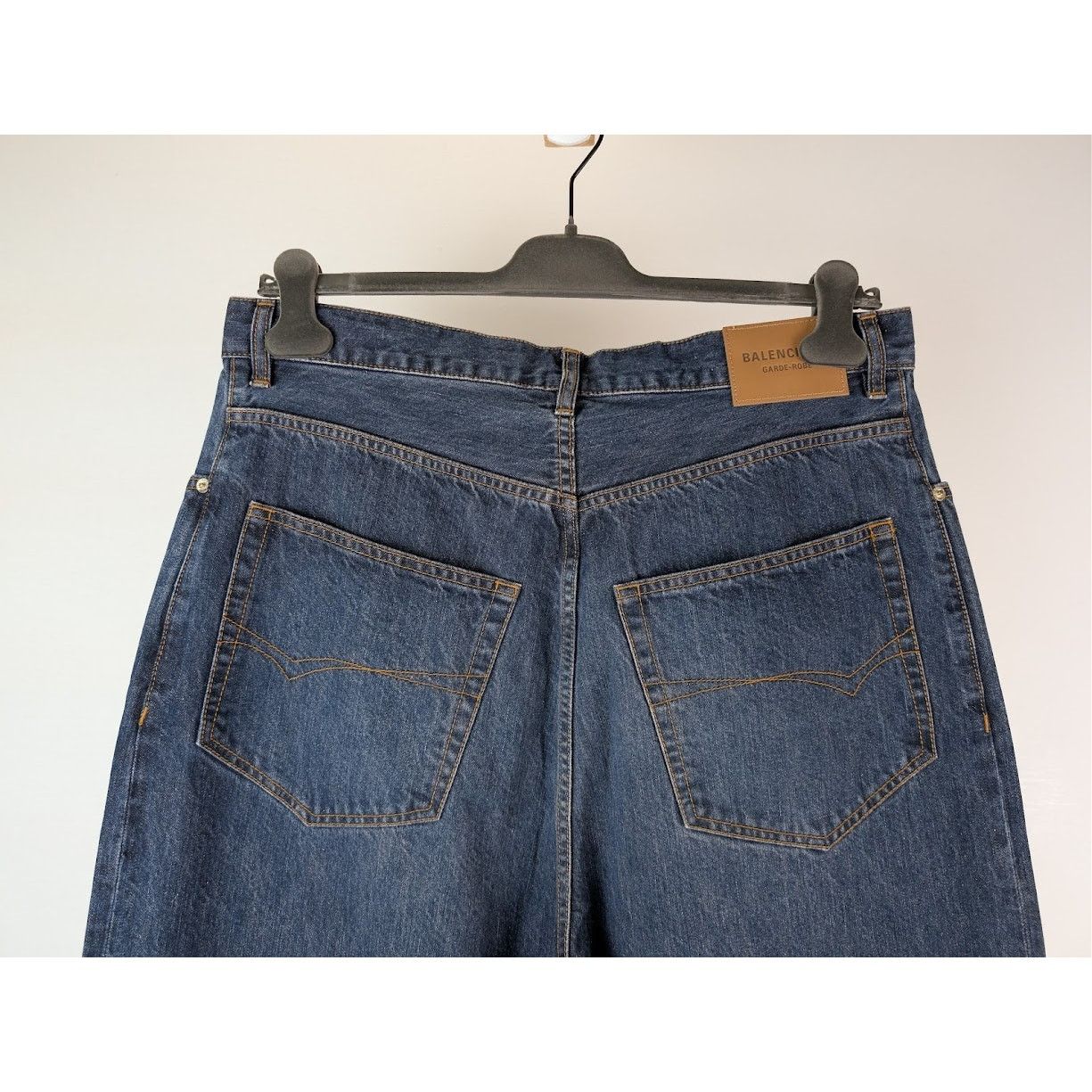 Balenciaga o1rshd1 Silk Denim Baggy Pants in Dark Indigo Size US 32 / EU 48 - 11 Thumbnail
