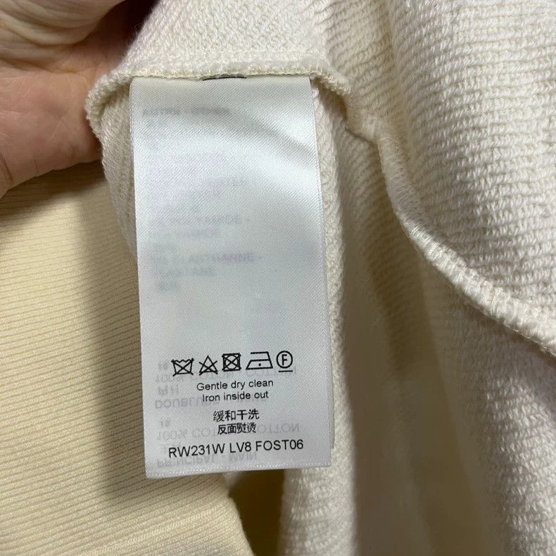 Louis Vuitton Louis Vuitton Beige Letter Logo Hooded Long Sleeve hoodie Size US M / EU 48-50 / 2 - 5 Thumbnail