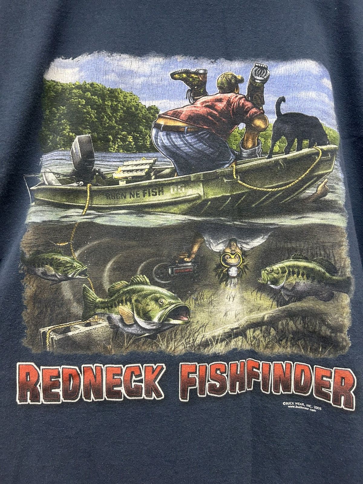 Vintage ‘05 Buck Wear Redneck Sportsman Fishfinder Funny Graphic Tee Size US XL / EU 56 / 4 - 1 Thumbnail