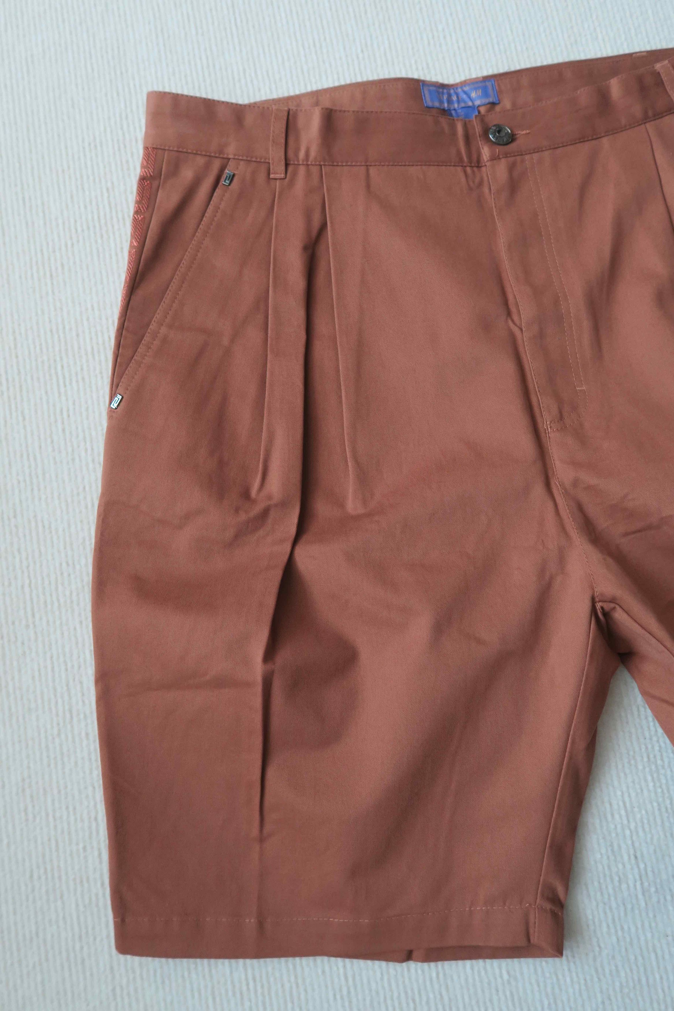 H&M × Versace Versace For H&M Embroidered Motif Shorts Size US 36 / EU 52 - 3 Thumbnail
