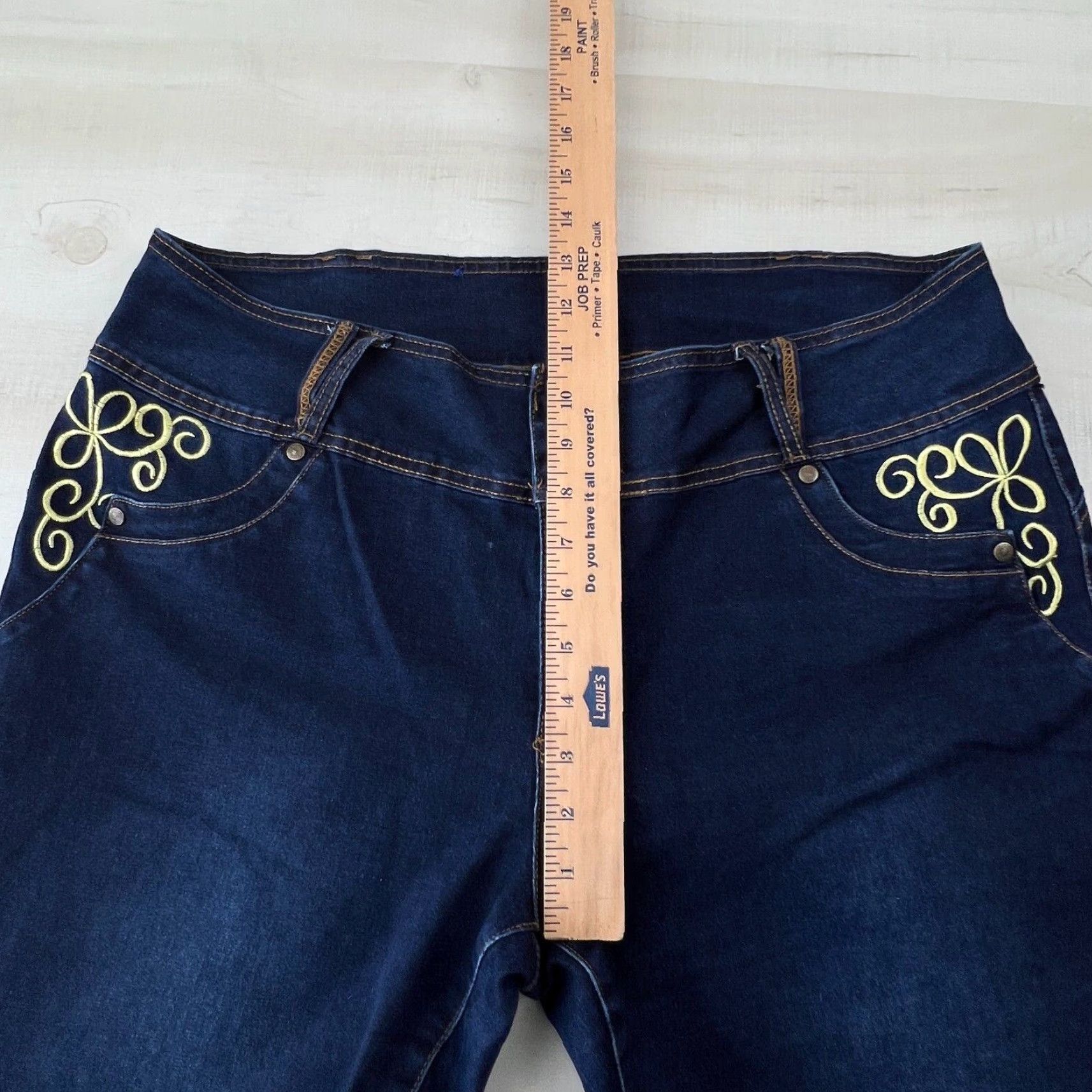 Vintage QQMY Womens Dark Wash Mid Rise Embroidered Pocket Juniors Jeans Size 21/22 Blue Cotton Blend Size 42" / US 20 - 5 Thumbnail