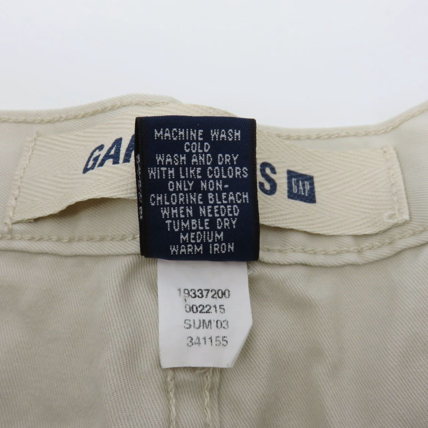 Gap VINTAGE Gap Jeans Women 8 Solid Beige Khaki Shorts All Cotton 2003 2000s Pockets VTG Size 30" / US 8 / IT 44 - 7 Thumbnail