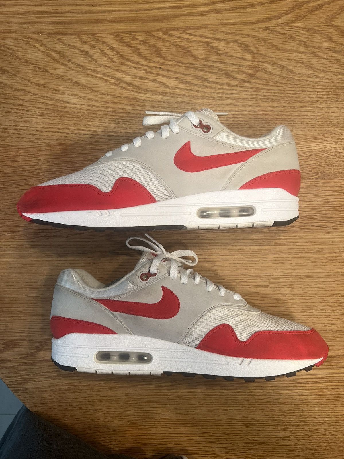 Nike Air Max 1 Anniversary Red Size US 11 / EU 44 - 2 Thumbnail