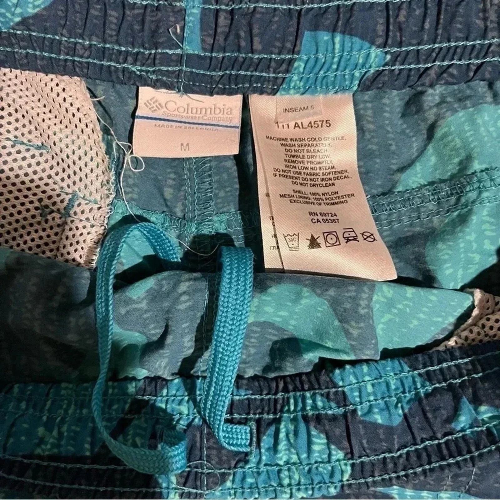 Columbia Columbia Women's Medium Blue Geometric Nylon Shorts Size 28" / US 6 / IT 42 - 4 Thumbnail