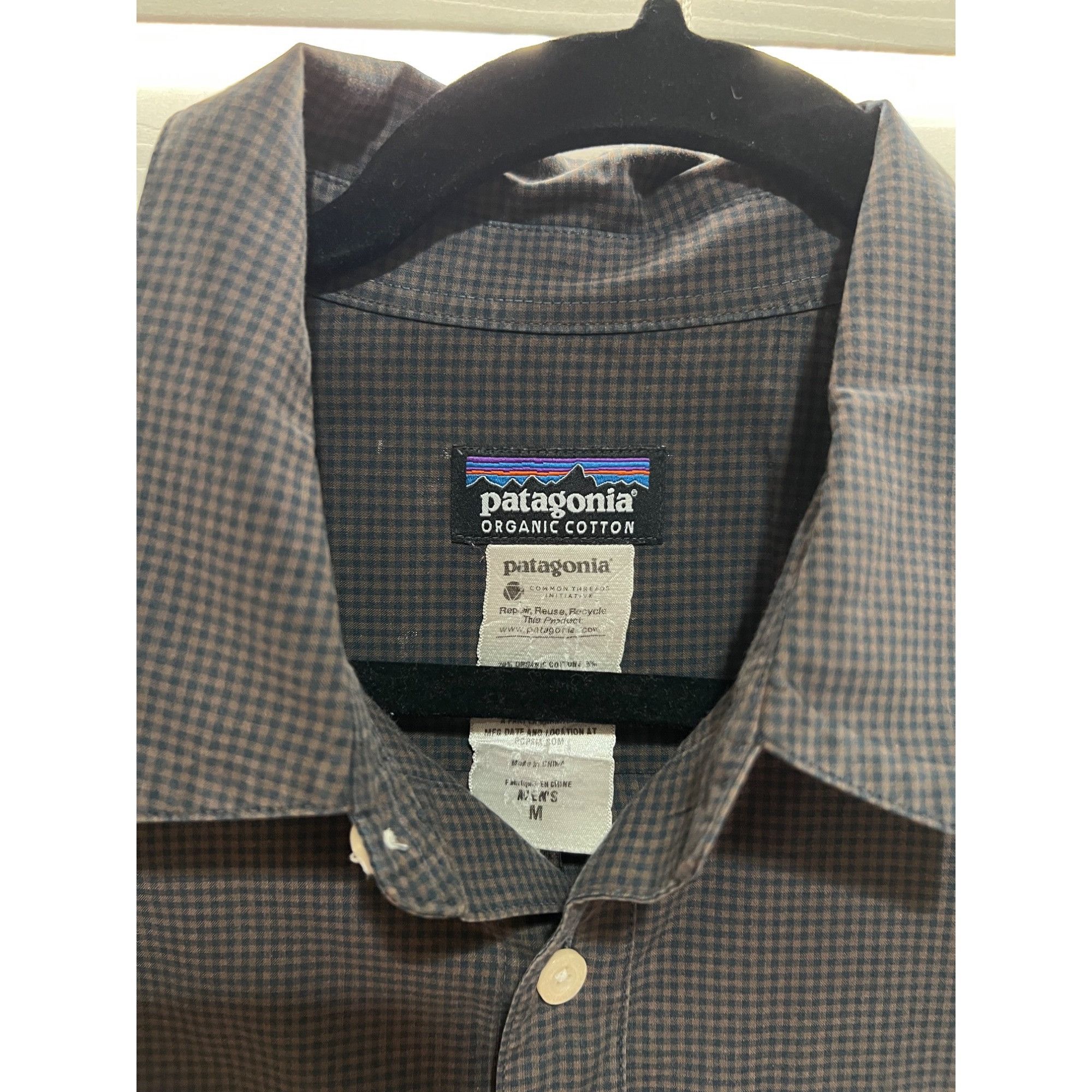 Patagonia Patagonia Long Sleeve Button Up Shirt - Size M Size US M / EU 48-50 / 2 - 3 Thumbnail