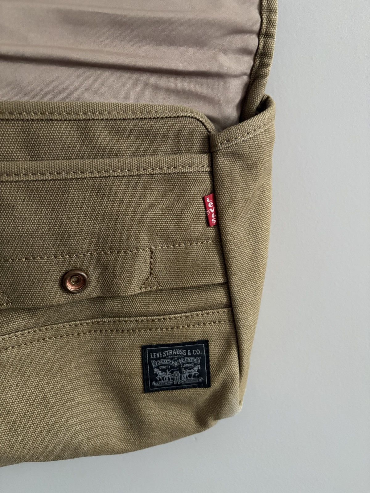 Levi's Vintage Clothing Vintage Sample Levi’s Canvas Crossbody Utility Bag Size ONE SIZE - 4 Thumbnail
