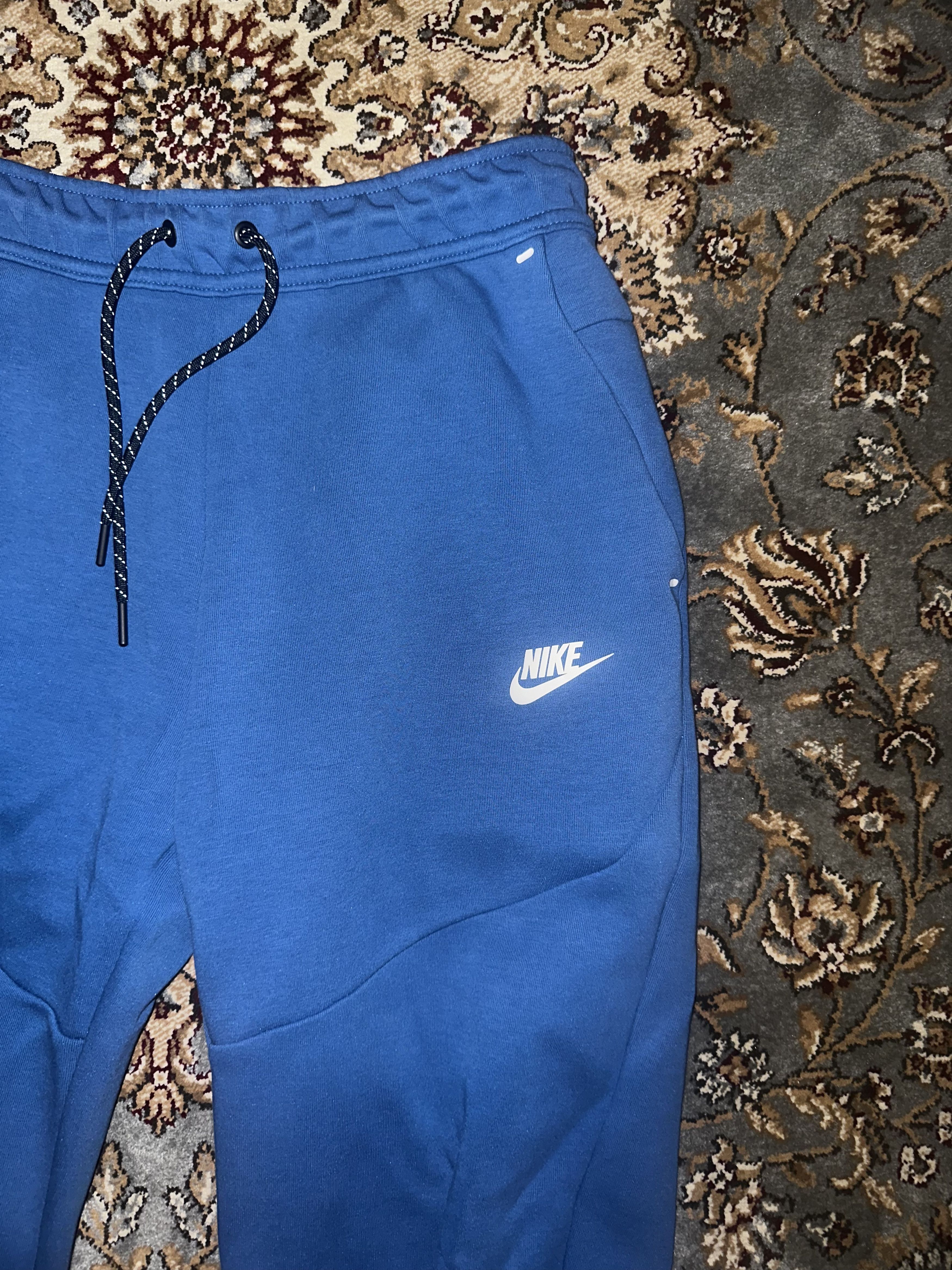 Nike Nike Tech Fleece Jogger Size US 33 - 1 Thumbnail