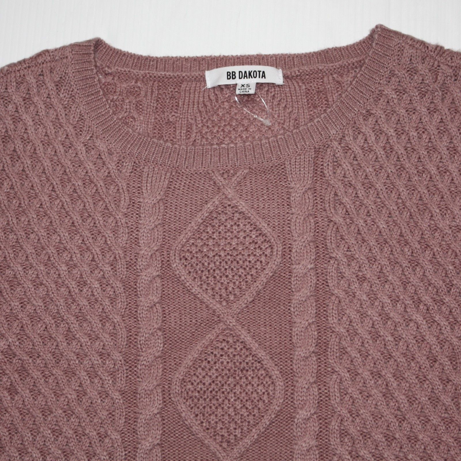 BB Dakota by Steve Madden Fringe Out Short Sleeve Sweater in Rose NWOT Size XS / US 0-2 / IT 36-38 - 4 Thumbnail