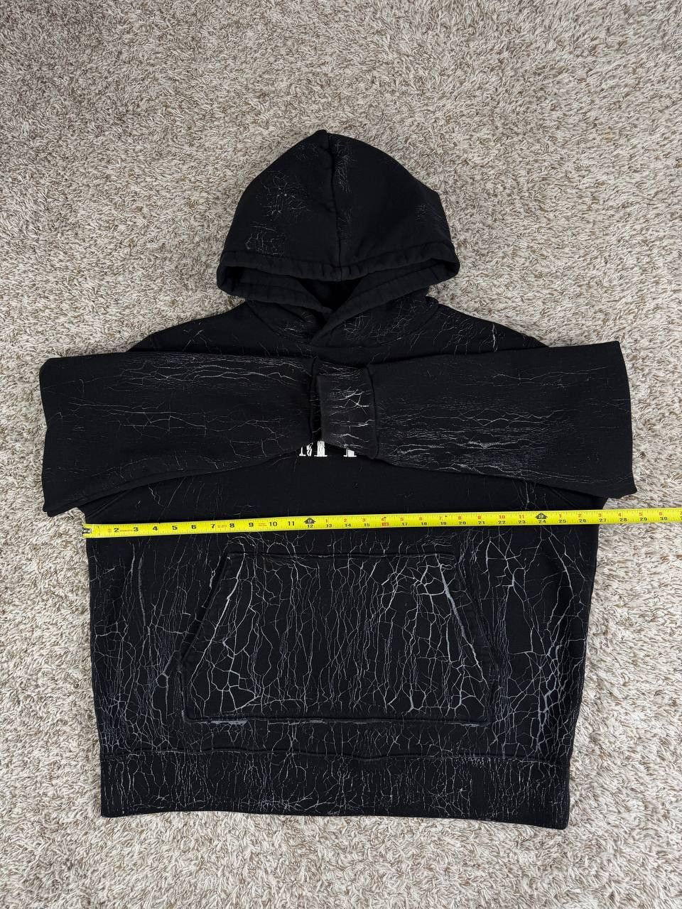 Amiri AMIRI Cracked Dye Core Logo Hoodie Black Size US XL / EU 56 / 4 - 6 Thumbnail