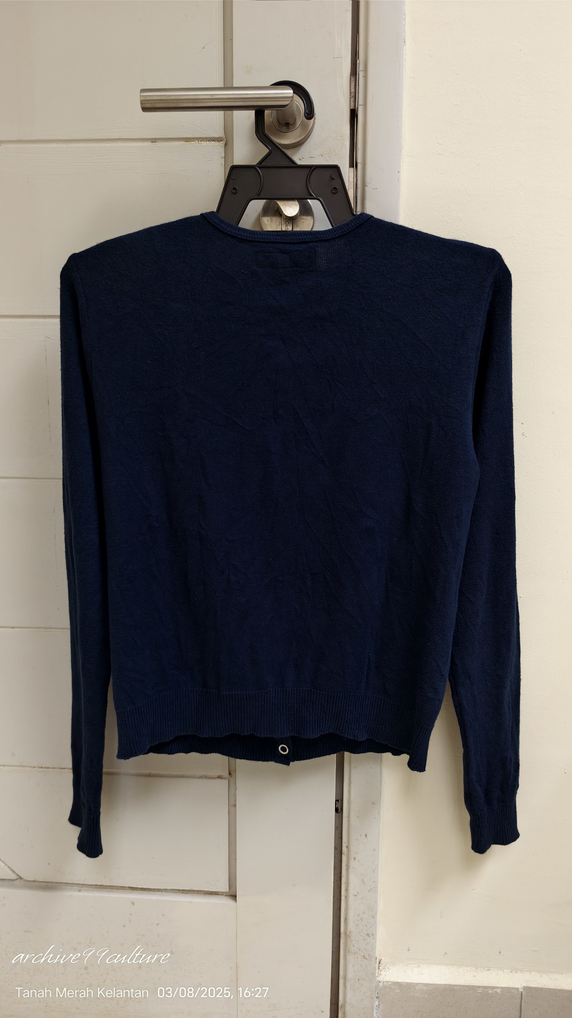 agnes b. The "Swing" snap cardigan, a fitted with snap buttons Size XS / US 0-2 / IT 36-38 - 2 Thumbnail