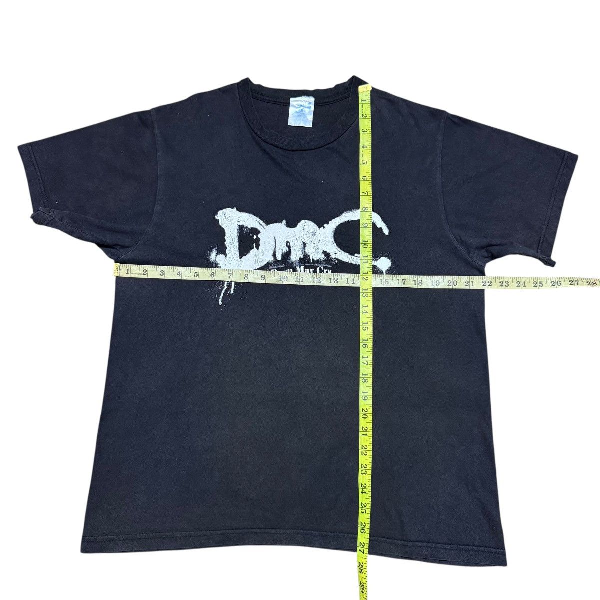 Vintage Vintage Y2K DMC Devil May Cry Shirt Size US M / EU 48-50 / 2 - 11 Thumbnail