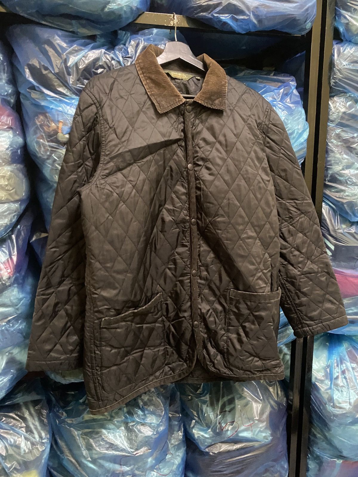 Eddie Bauer Black Quilted Barn Jacket Corduroy Collar