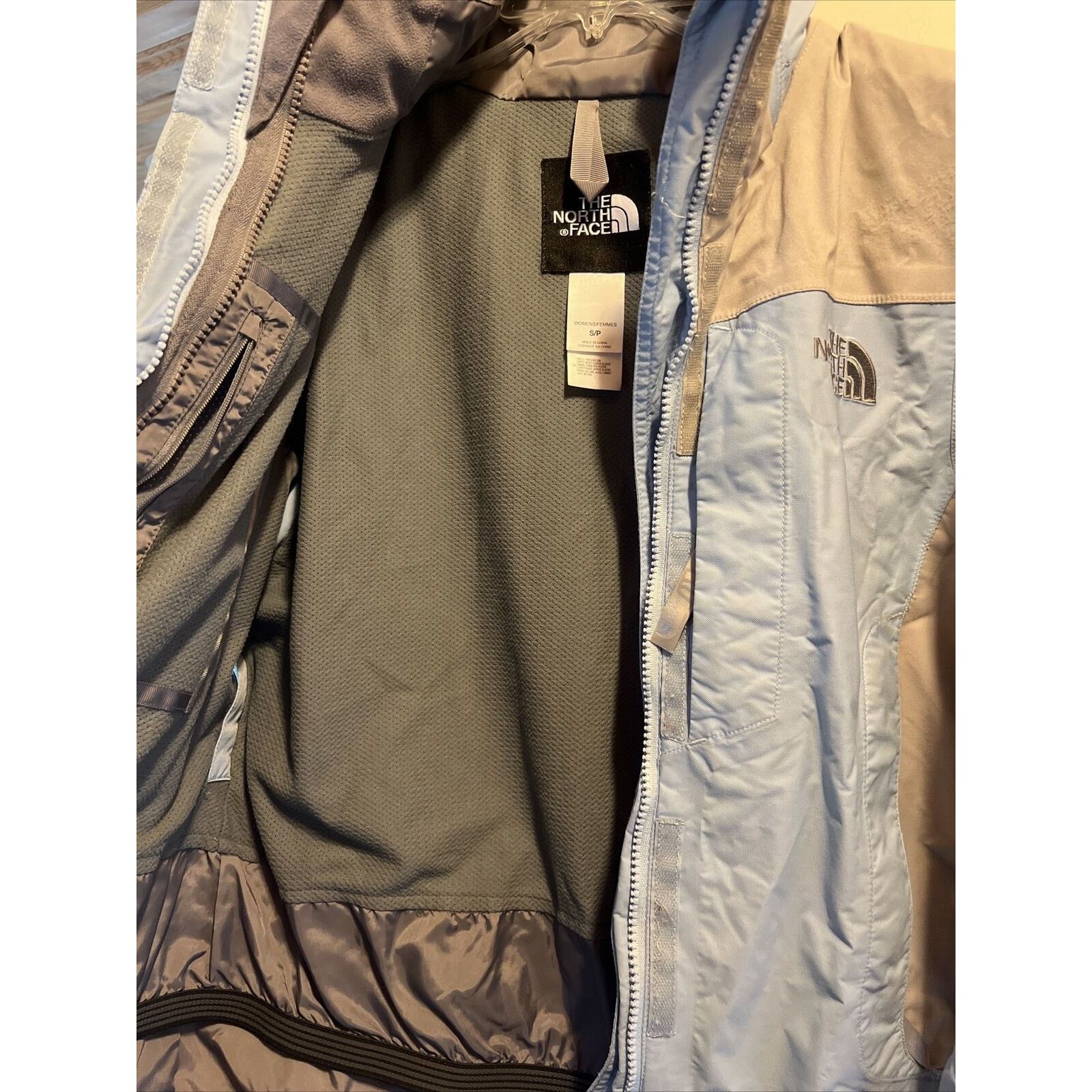 The North Face The North Face Women’s S Light Blue Venture LS Hooded Coat Size S / US 4 / IT 40 - 5 Thumbnail
