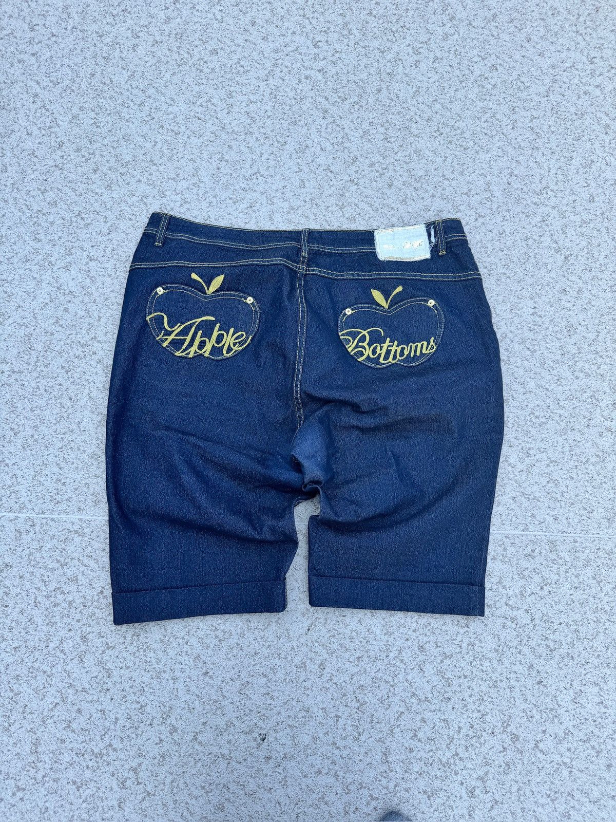 Japanese Brand × Vintage Crazy Rare Vintage Apple Bottom Jeans With Back Embroidery Size US 38 / EU 54 - 1 Thumbnail