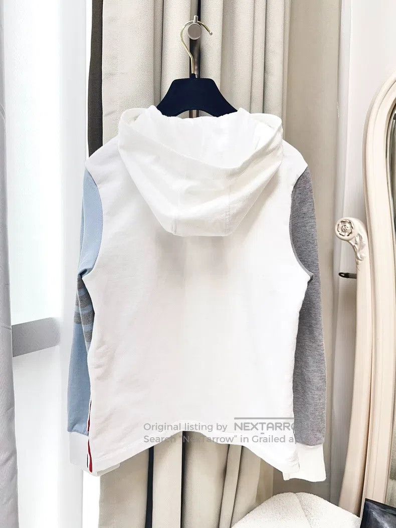 Thom Browne Thom Browne Contrast Sleeve Blue, White, and Gray Striped Size XS / US 0-2 / IT 36-38 - 3 Thumbnail
