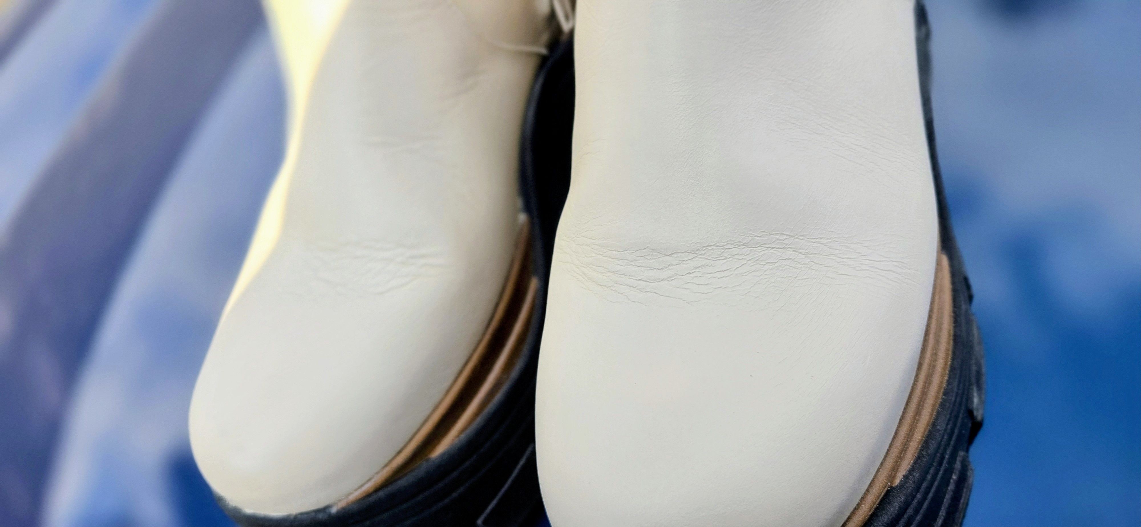 ALOHAS Platform Triple Toe Size US 8.5 / IT 38.5 - 7 Thumbnail