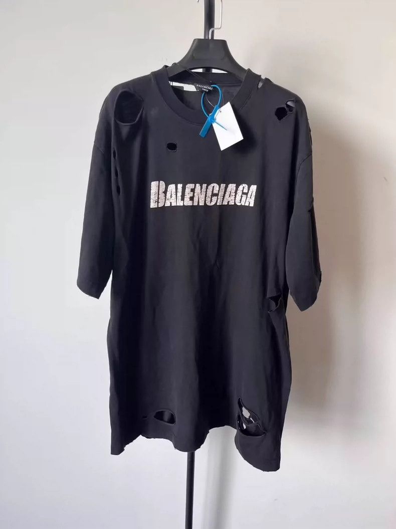 Balenciaga Balenciaga Destroy logo short sleeves Size US S / EU 44-46 / 1 - 1 Thumbnail