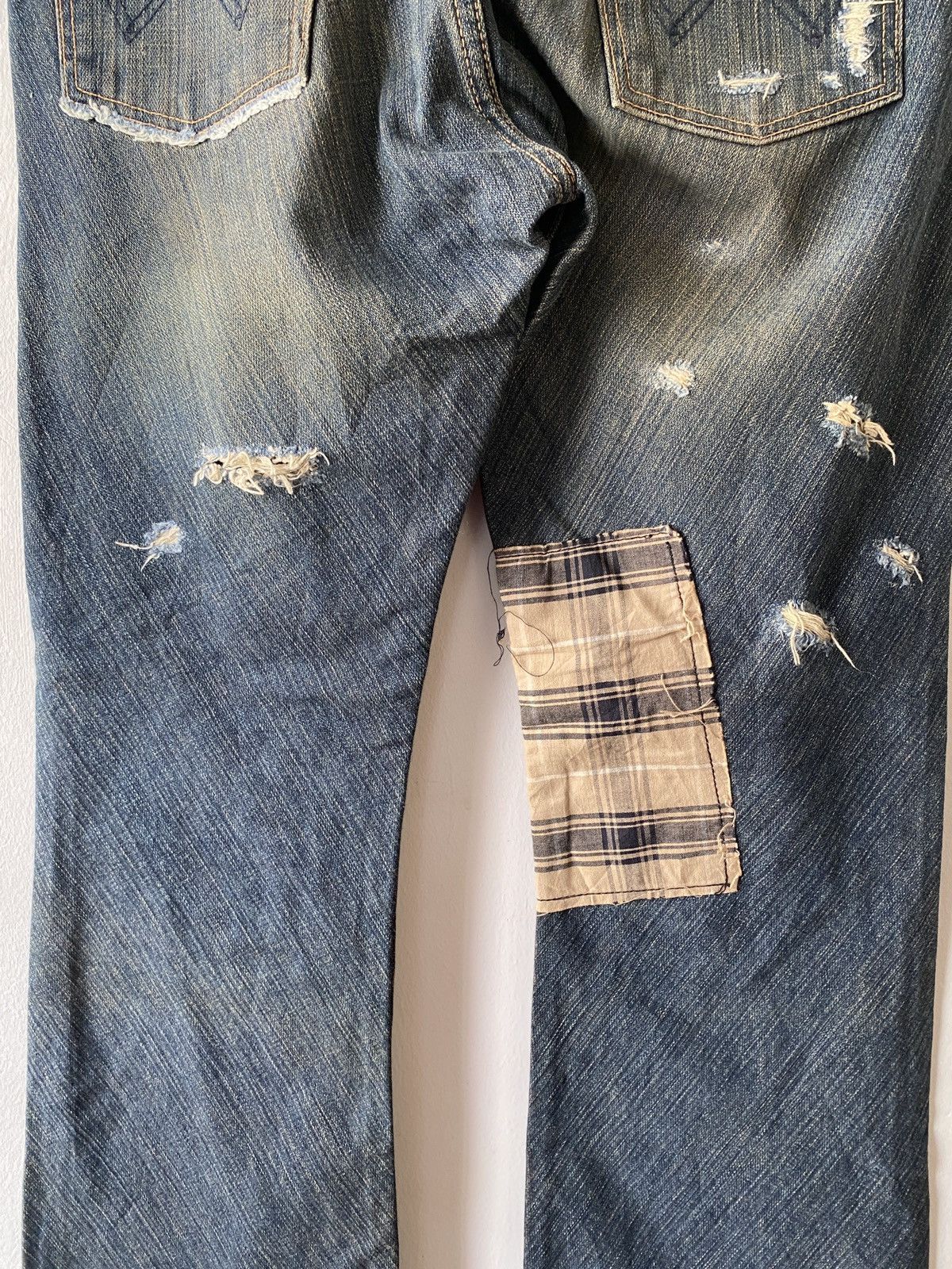 Japanese Brand × Wrangler Japanese Brand Wrangler Distressed Patchwork Flare Denim Size US 30 / EU 46 - 14 Thumbnail