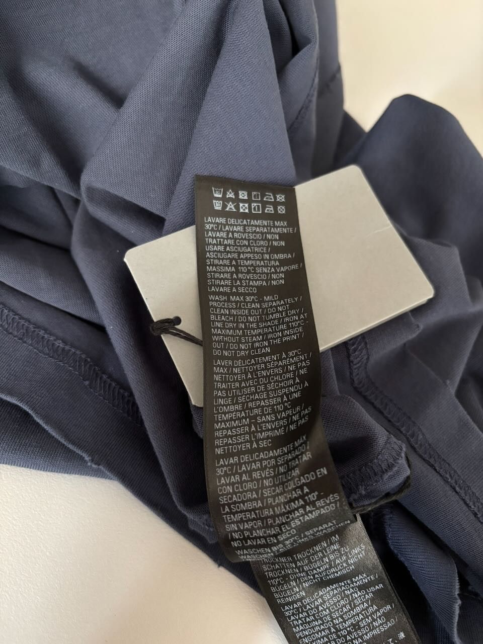 Balenciaga Balenciaga Crypto BB T-shirt Size US S / EU 44-46 / 1 - 8 Thumbnail