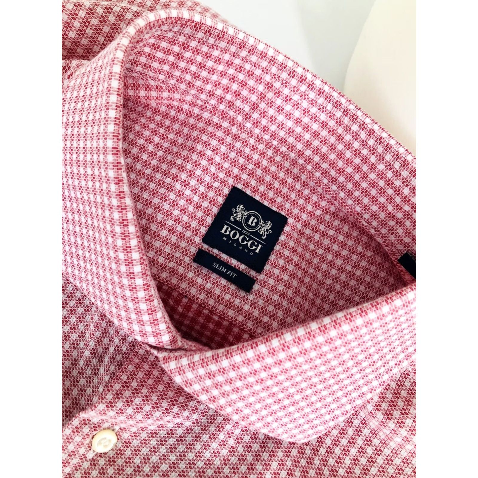Vintage BOGGI Milano - Slim Fit Mens 42/16.5 Plaid Checked Slightly Textured Shirt - Red/Pink/White Size US L / EU 52-54 / 3 - 4 Thumbnail