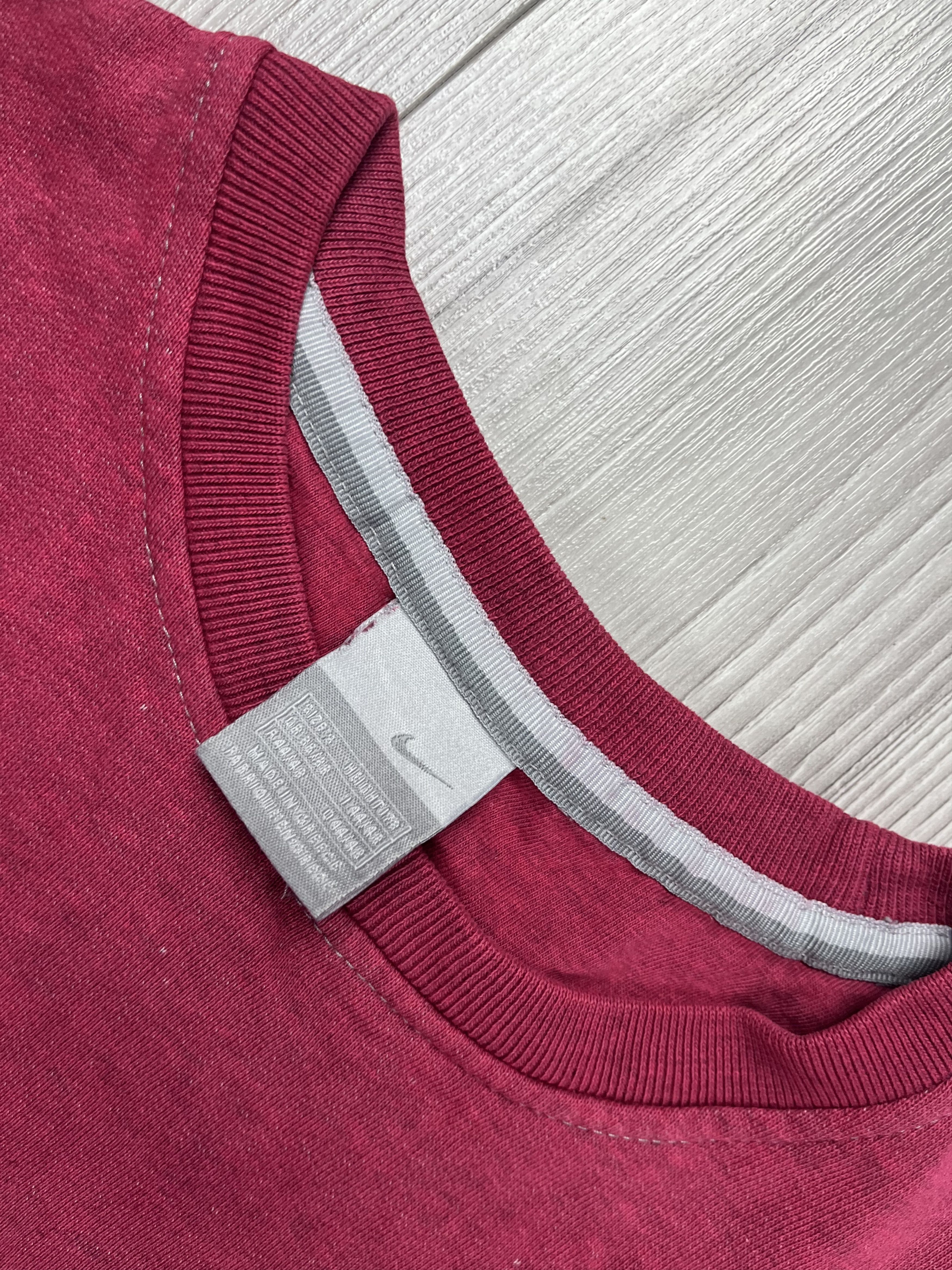 Nike Nike Vintage Sweatshirt Small Logo Size Small Burgundi Size US S / EU 44-46 / 1 - 3 Thumbnail