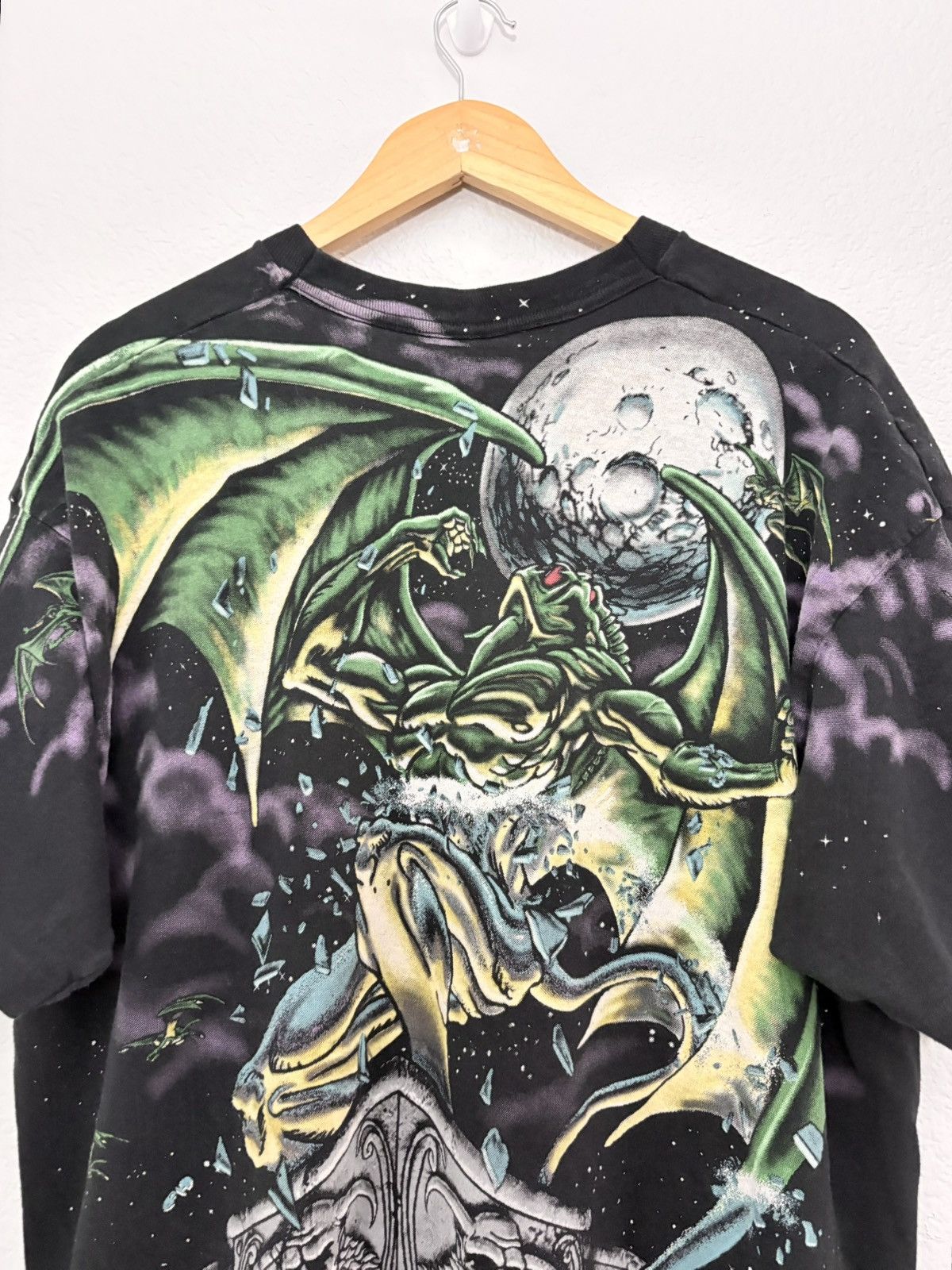 Liquid Blue RARE GRAIL Gargoyles Liquid Blue All Over Print Vintage Tee Size US XXL / EU 58 / 5 - 7 Thumbnail
