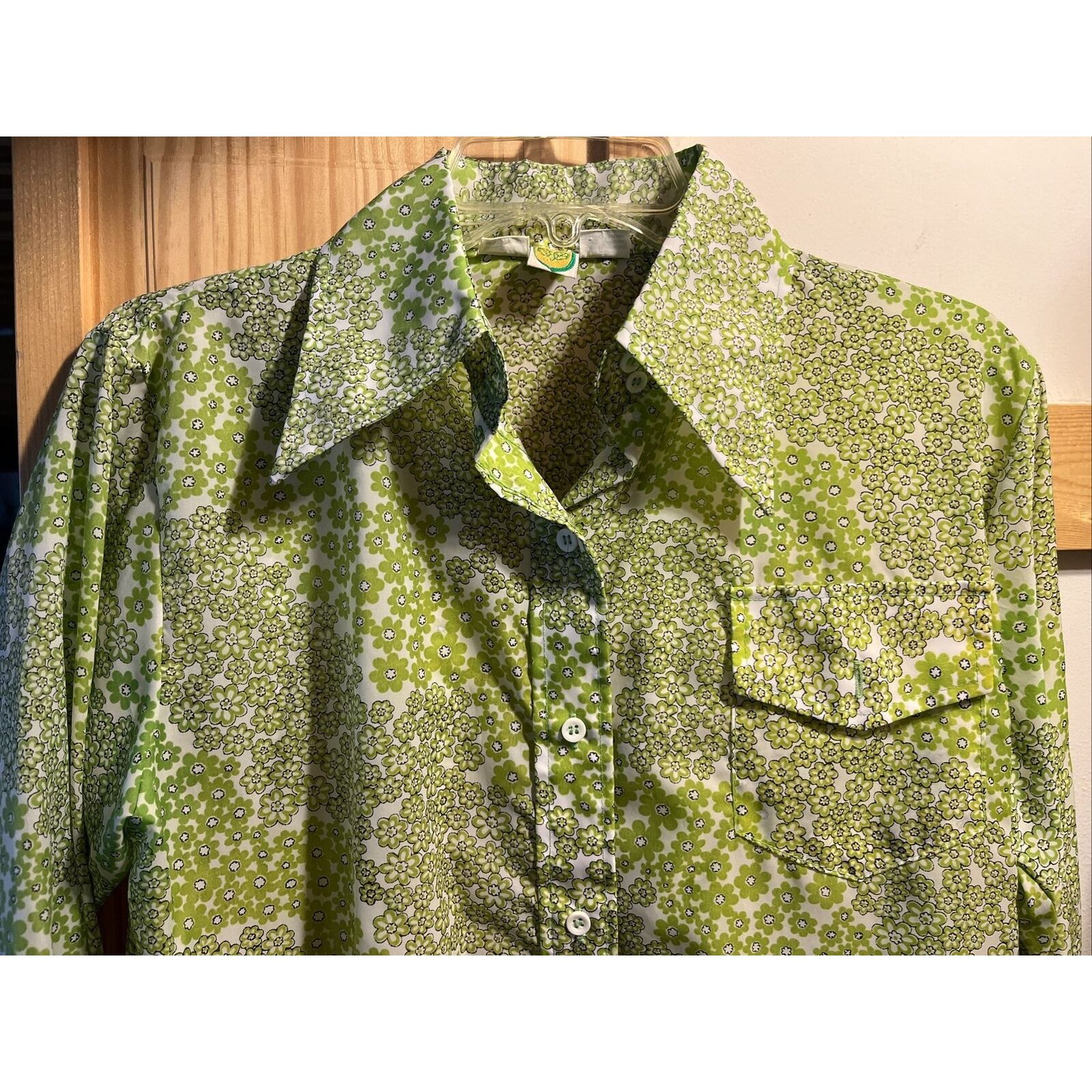 Other Skyr Vintage Womens M Shirt Green Nylon Disco Floral Button Size M / US 6-8 / IT 42-44 - 6 Thumbnail