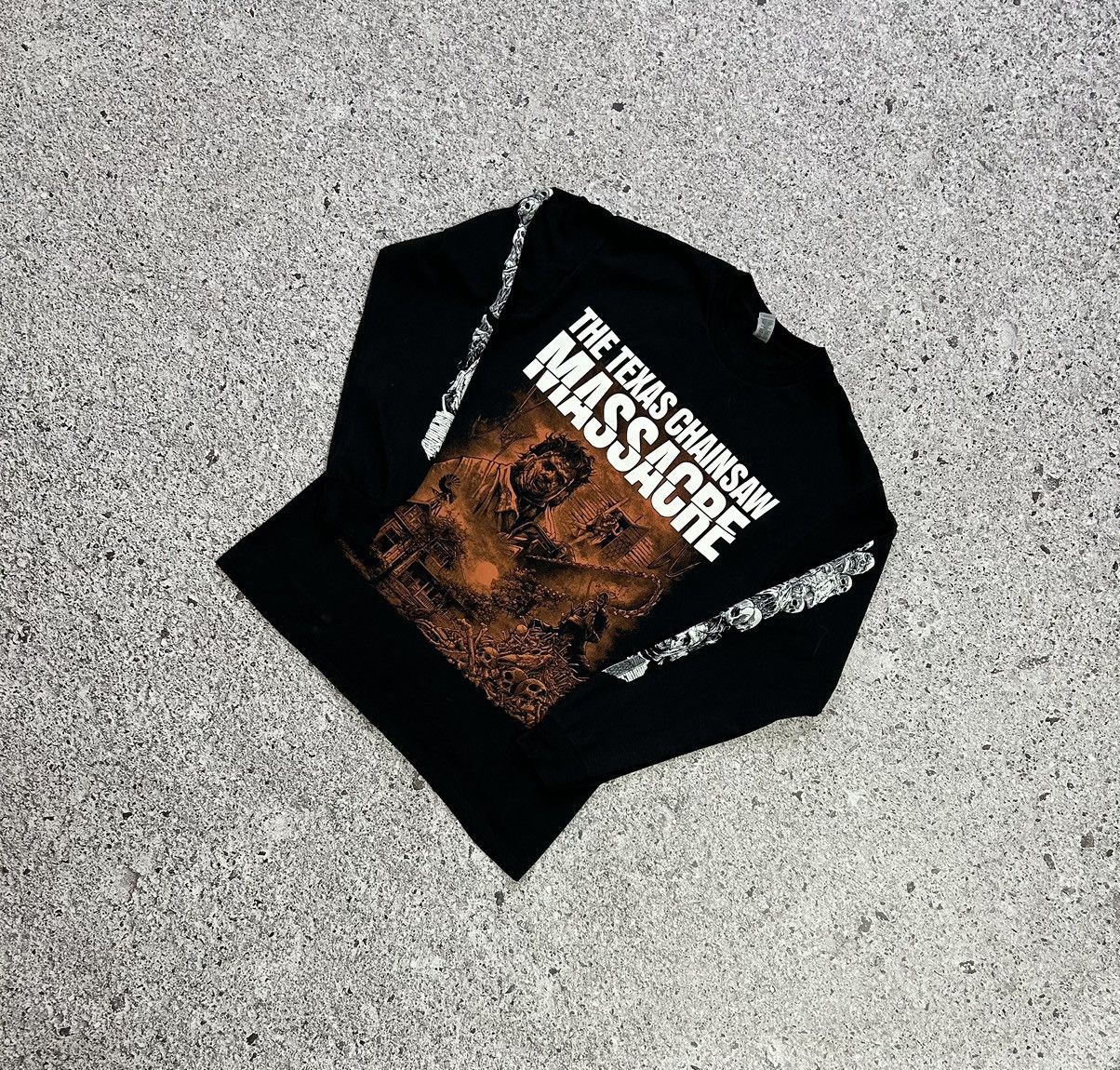 Other Movie Game The Texas Chains Saw Massacre Long Sleeve T-Shirt Size US M / EU 48-50 / 2 - 1 Thumbnail
