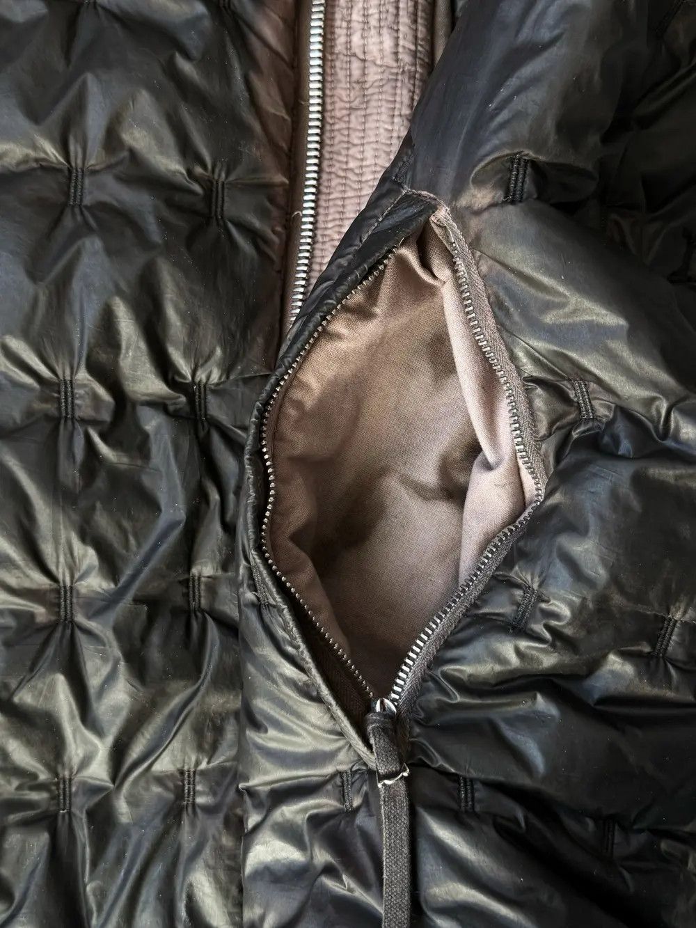 Boris Bidjan Saberi PADDED VEST 4 Size US M / EU 48-50 / 2 - 6 Thumbnail