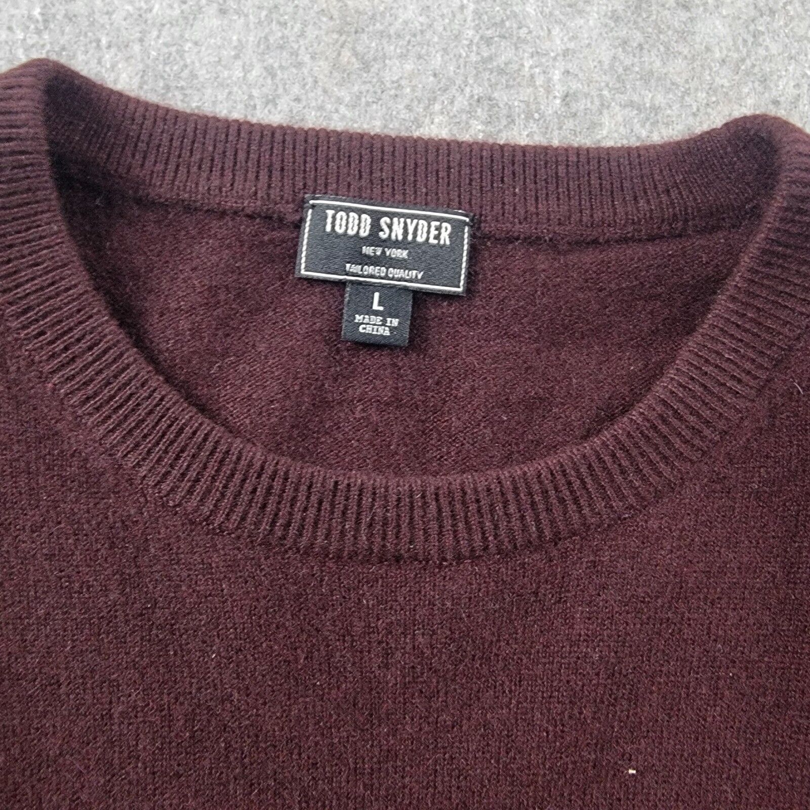 Todd Snyder Todd Snyder Cashmere Crewneck Sweater size L Maroon Red Size US L / EU 52-54 / 3 - 6 Thumbnail