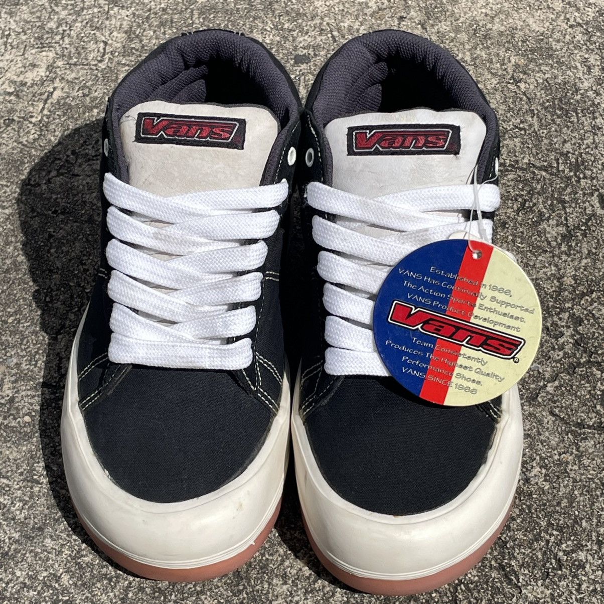 Vans Vintage VANS CHUCKY CANVAS HI V6346 Made in Korea Size US 9.5 / EU 42-43 - 4 Thumbnail
