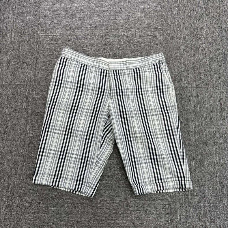 Thom Browne Thom Browne size1 Black and white striped shorts Size US 26 / EU 42 - 1 Thumbnail