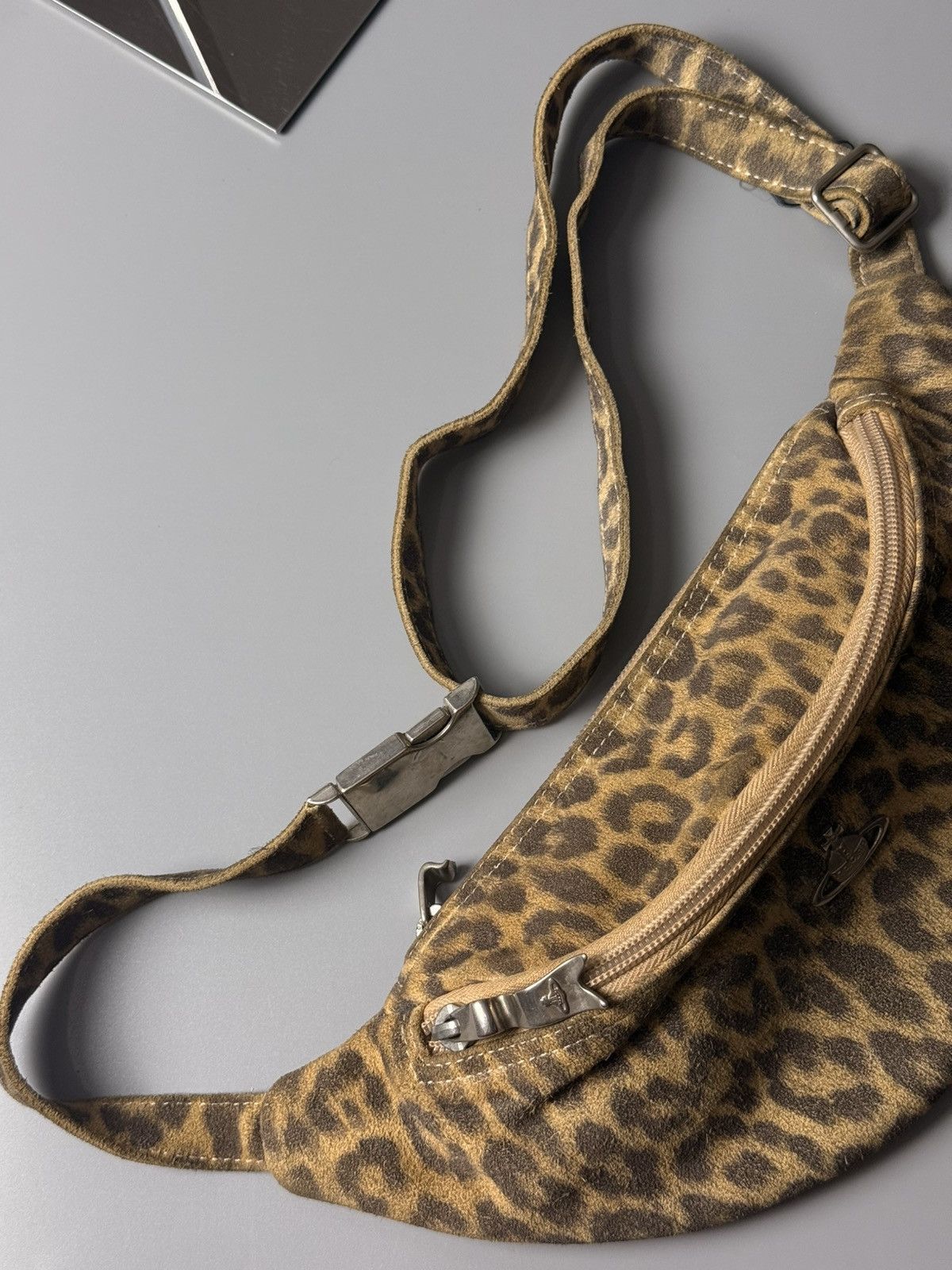 Vivienne Westwood Rare vintage vivienne westwood leopard waist bag Size ONE SIZE - 4 Thumbnail