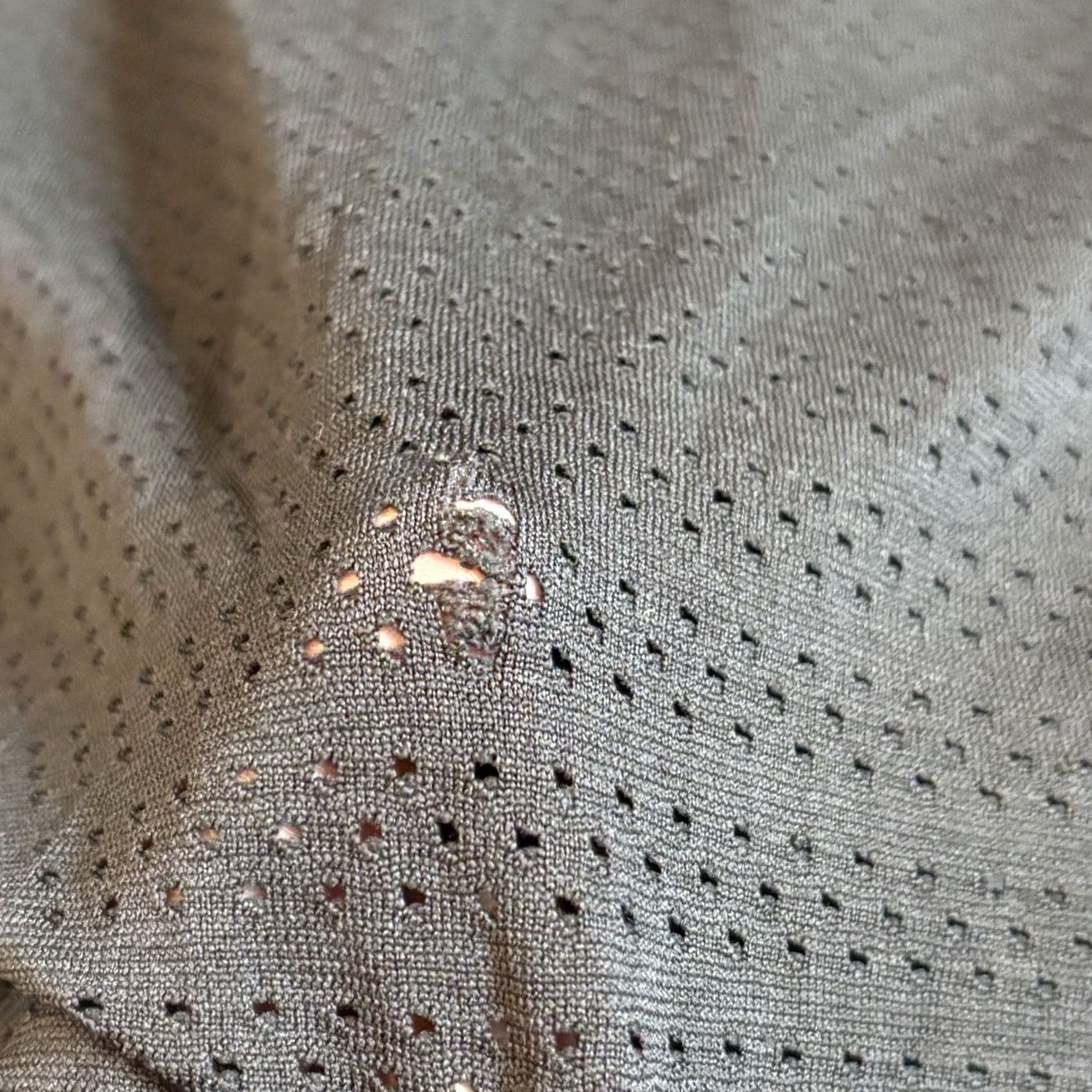 Lululemon Womens Lululemon Breeze By Long Sleeve Perforated Shirt Black sz Large Size L / US 10 / IT 46 - 6 Thumbnail