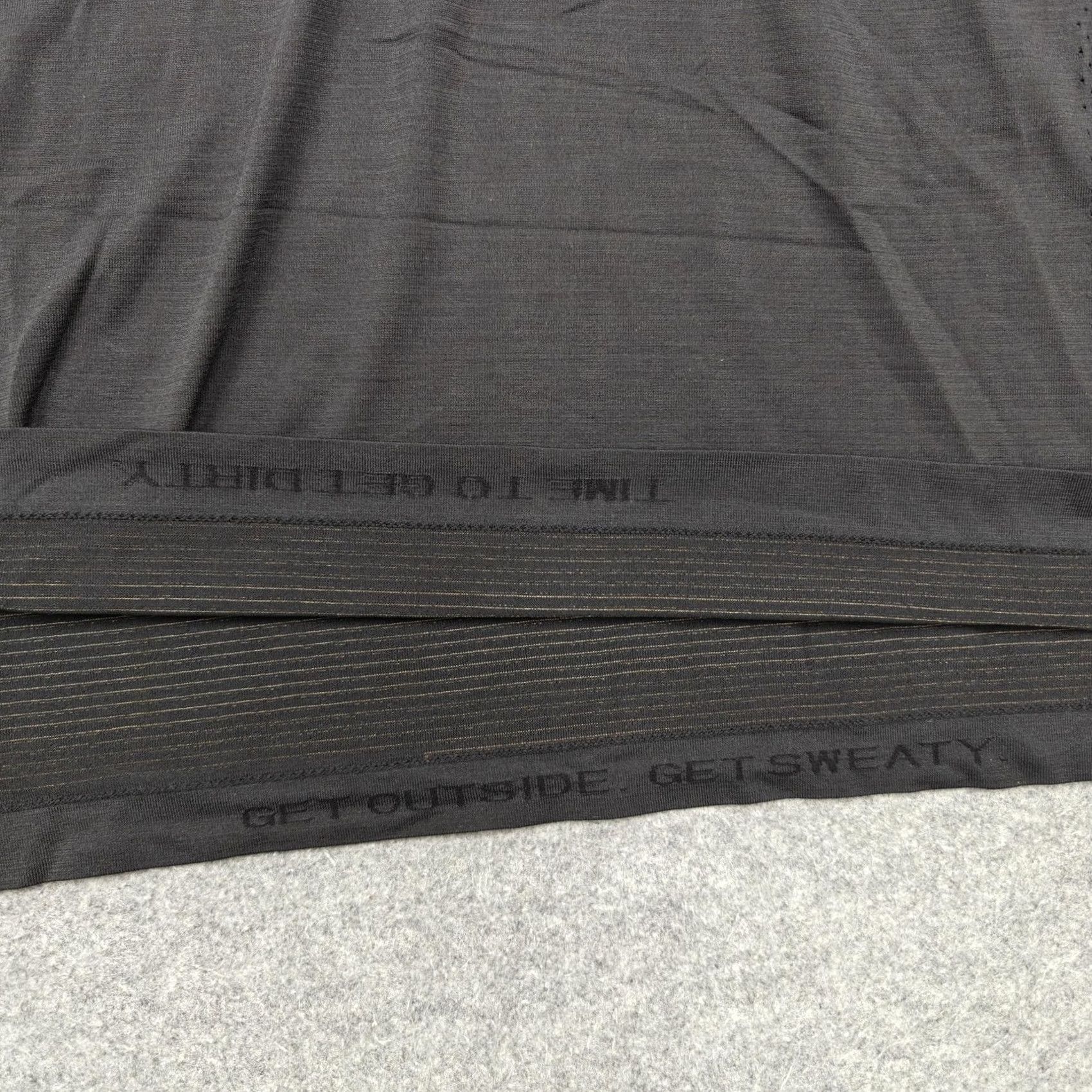 Lululemon Lululemon Metal Vent Tech Surge Shirt Mens Large Black 1/4 Zip Running Training Size US L / EU 52-54 / 3 - 5 Thumbnail