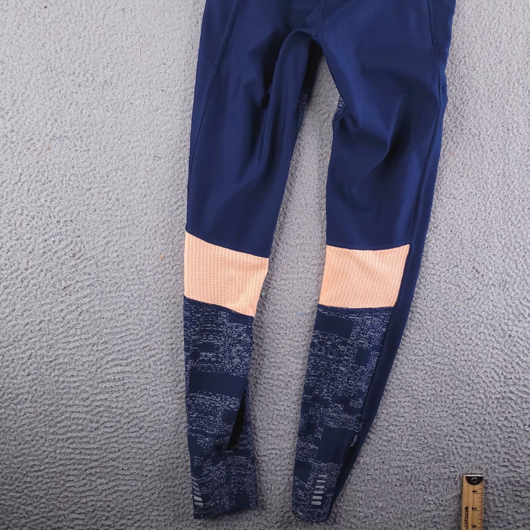 Under Armour Under Armour Leggings Womens Small Heatgear Compression Run Gym Athletic Pocket Size 28" / US 6 / IT 42 - 7 Thumbnail