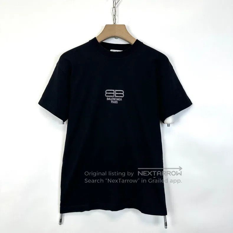 Balenciaga Balenciaga Black Water Droplet Double B Buckle Logo Short Size US XXS / EU 40 - 1 Thumbnail