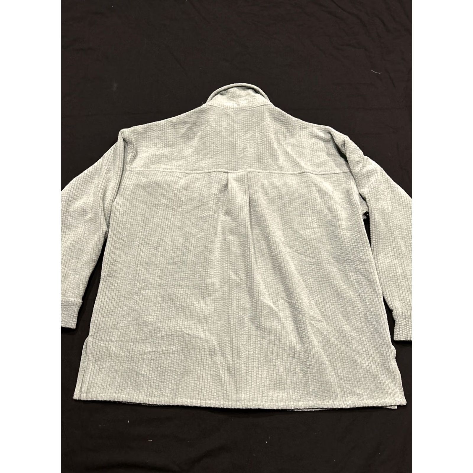 Forever 21 FOREVER 21 Shirt Women L Sage Button Up Polyester Blend Oversized 90s 28.5” Length Size L / US 10 / IT 46 - 4 Thumbnail