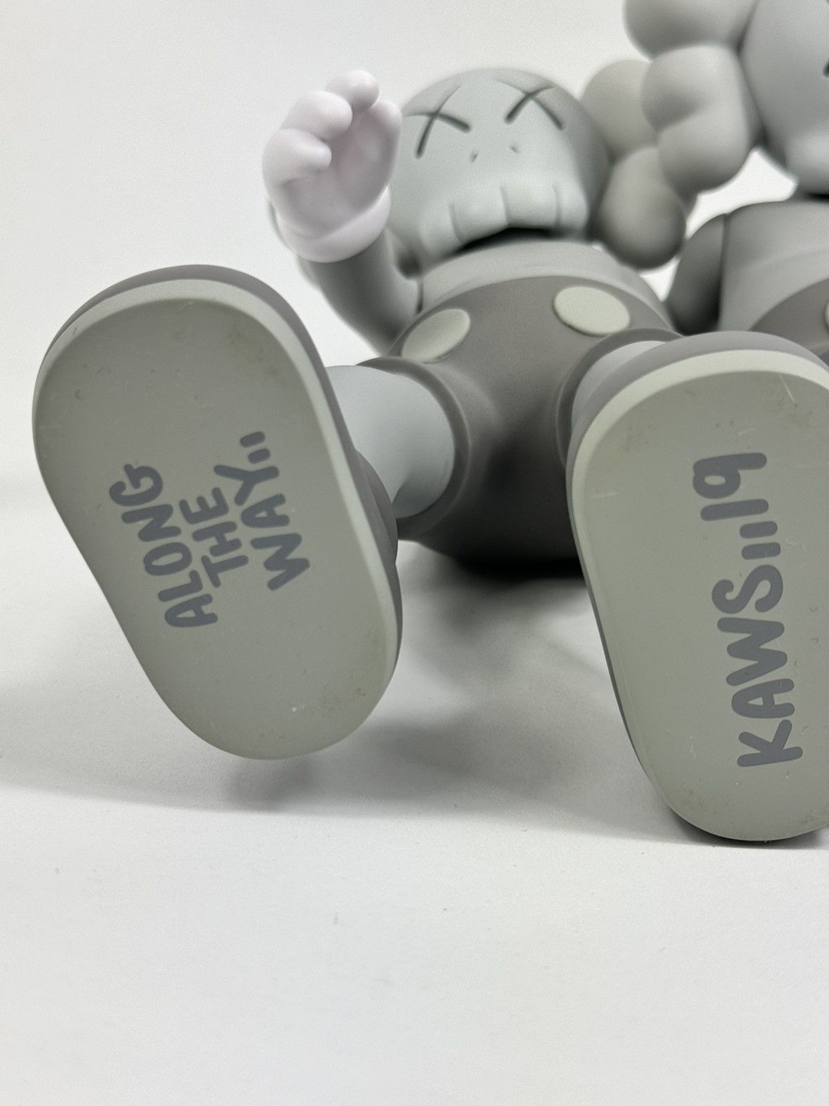 Kaws KAWS A LONG THE WAY VINYL FIGURE Size ONE SIZE - 6 Thumbnail