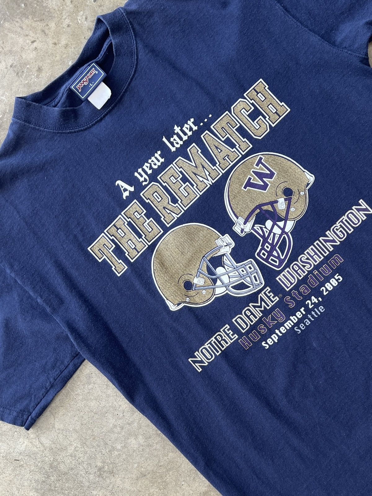 NCAA × Vintage Vintage 2005 Notre Dame Washington NCAA Football Tee Large Size US L / EU 52-54 / 3 - 1 Thumbnail