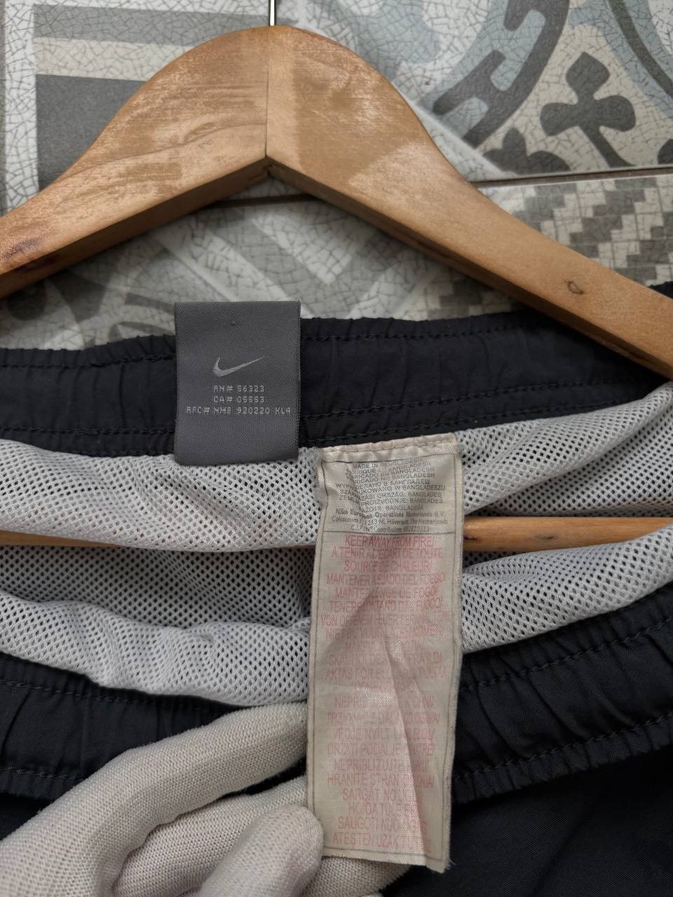 Nike Nike Vintage shorts nylon drill Y2K Size US 34 / EU 50 - 10 Thumbnail