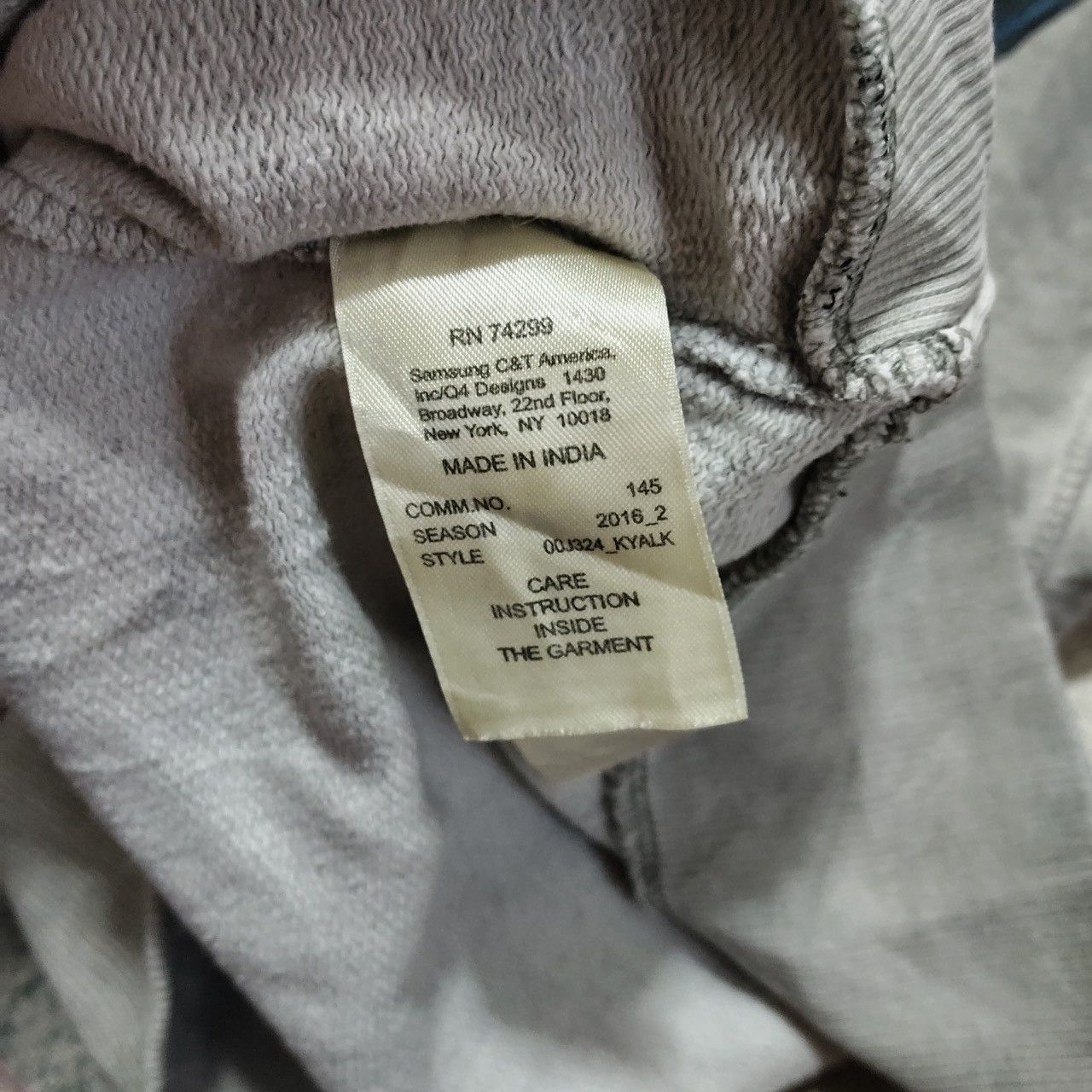 Diesel Vintage Diesel Sweatshirt with Wolf Graphic Print Size US M / EU 48-50 / 2 - 7 Thumbnail