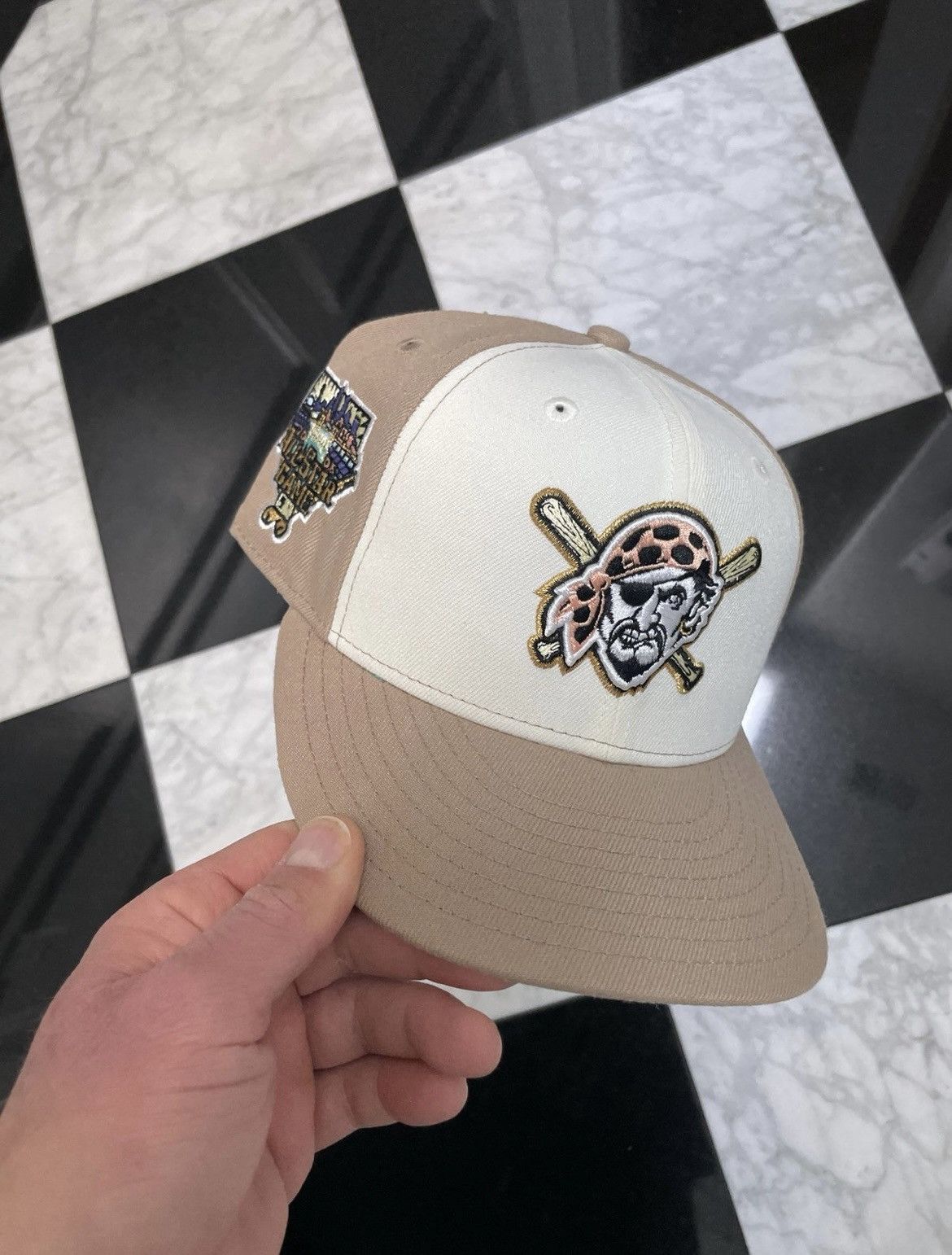 image of New Era Exclusive Pirates Fitted Hat in White, Men's