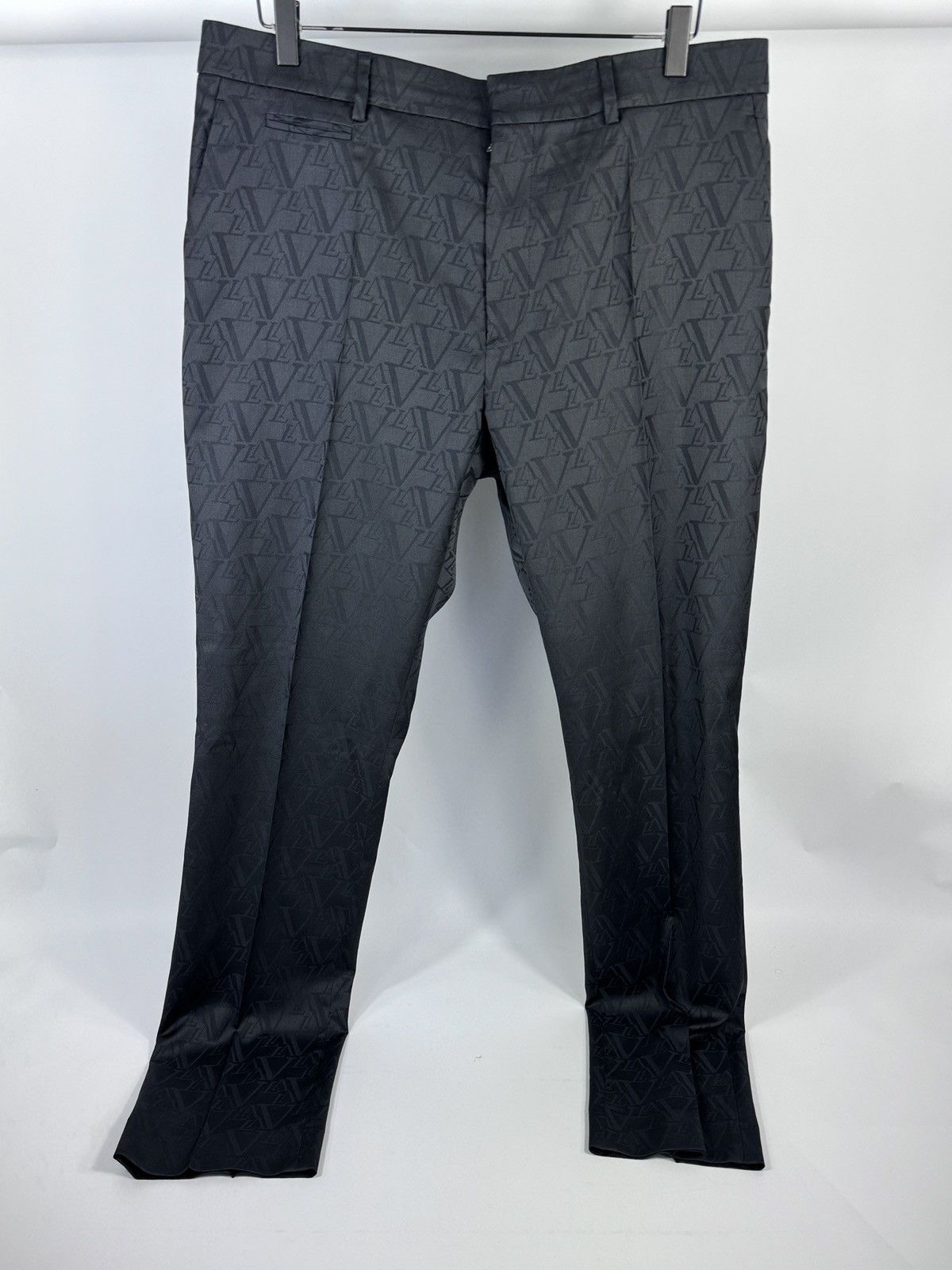 Louis Vuitton LOGO PRINT TROUSERS Size US 36 / EU 52 - 1 Thumbnail