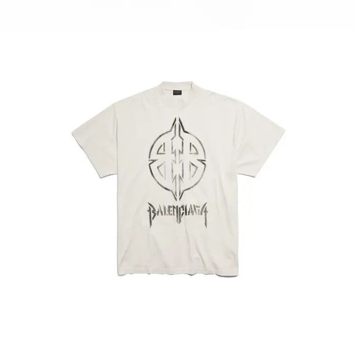 Balenciaga o1tr1nto0526 Metal BB Stencil T-Shirt Oversized in Ivory Size US M / EU 48-50 / 2 - 1 Thumbnail