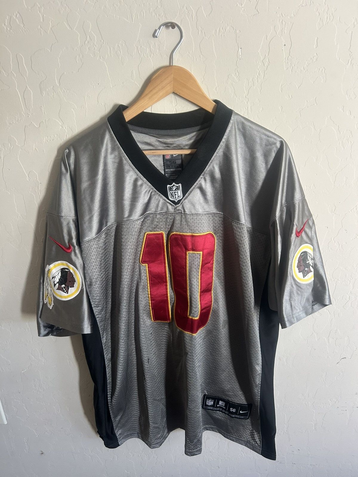Nike Vintage Washington Redskins Robert Griffin III Nike Jersey Size US XXL / EU 58 / 5 - 5 Thumbnail