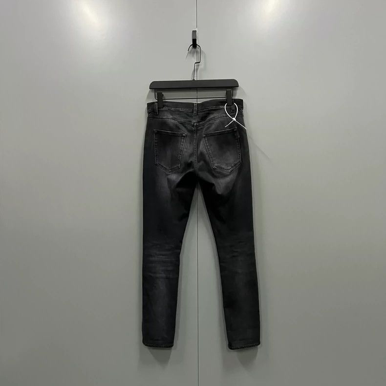Yves Saint Laurent Saint LaruentD02 Black Washed jeans 2502-Nextarrow Size US 29 - 2 Thumbnail